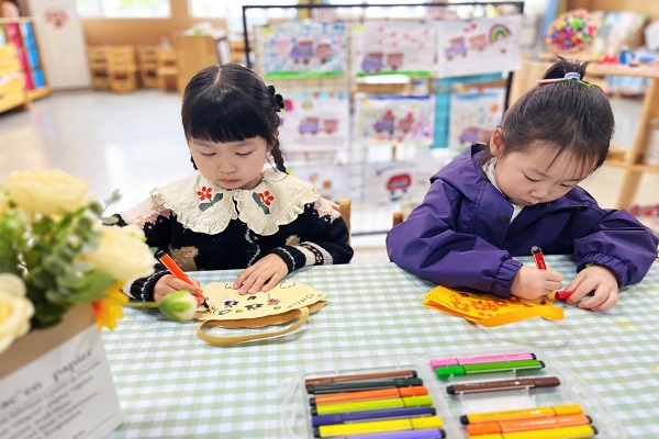 映象山海幼兒園帝豪分園開展“愛如星辰·伴我成長”母親節主題系列活動